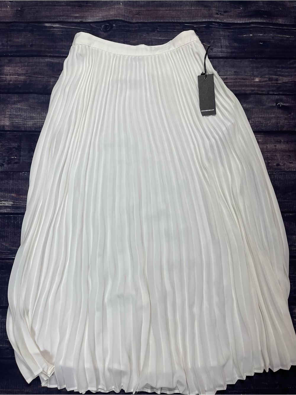 Forever 21 White Pleated Midi Skirt